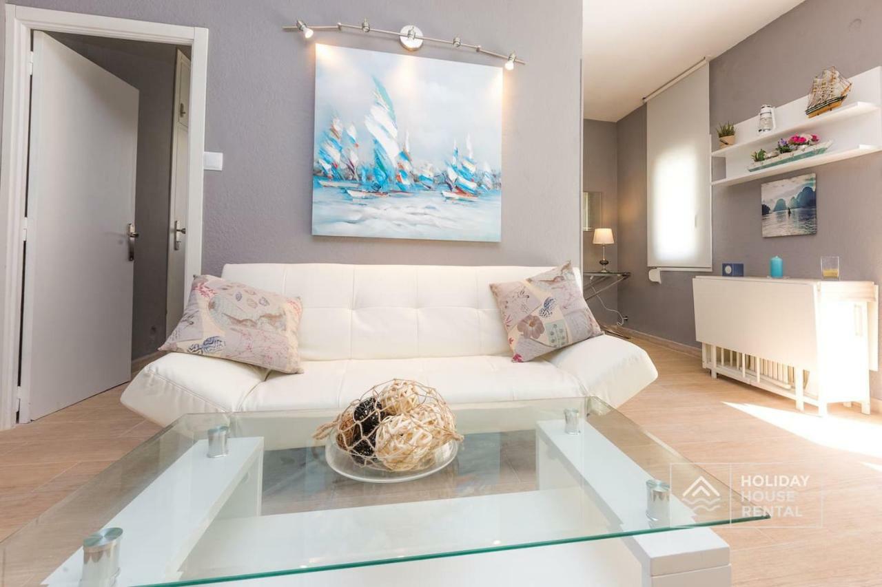 S12 - Beach Front Apartment --Free Wifi- Salou Dış mekan fotoğraf